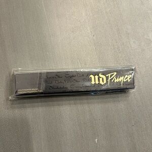 NEW - URBAN DECAY X PRINCE MULTITASKER BRUSH
Limited-Edition